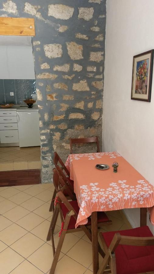Appartement In Einem Dalmatischen Haus In Novigrad-Dalmatien Neben Zadar 노비그래드달마샤 외부 사진